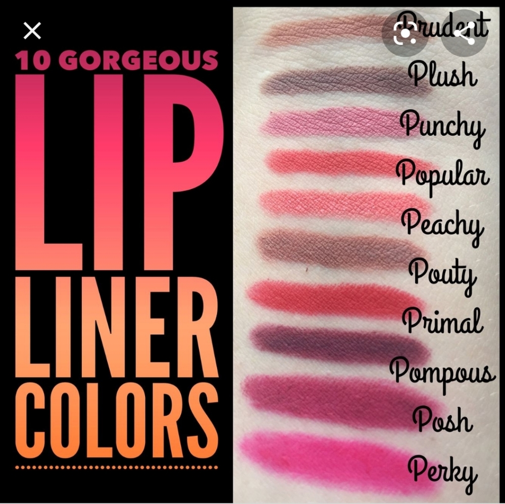 Younique lip liner in peachy